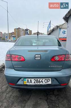 Седан SEAT Cordoba 2005 в Києві