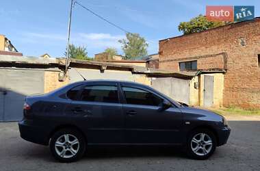 Седан SEAT Cordoba 2007 в 