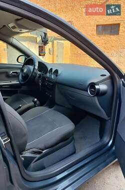 Седан SEAT Cordoba 2007 в 