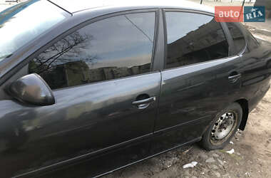 Седан SEAT Cordoba 2008 в Києві