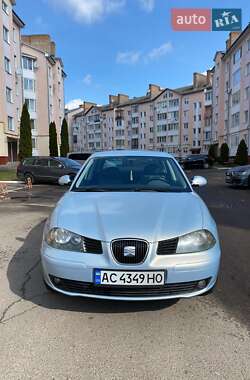 Седан SEAT Cordoba 2005 в Києві