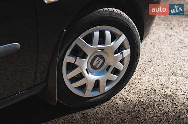 Седан SEAT Cordoba 2007 в 