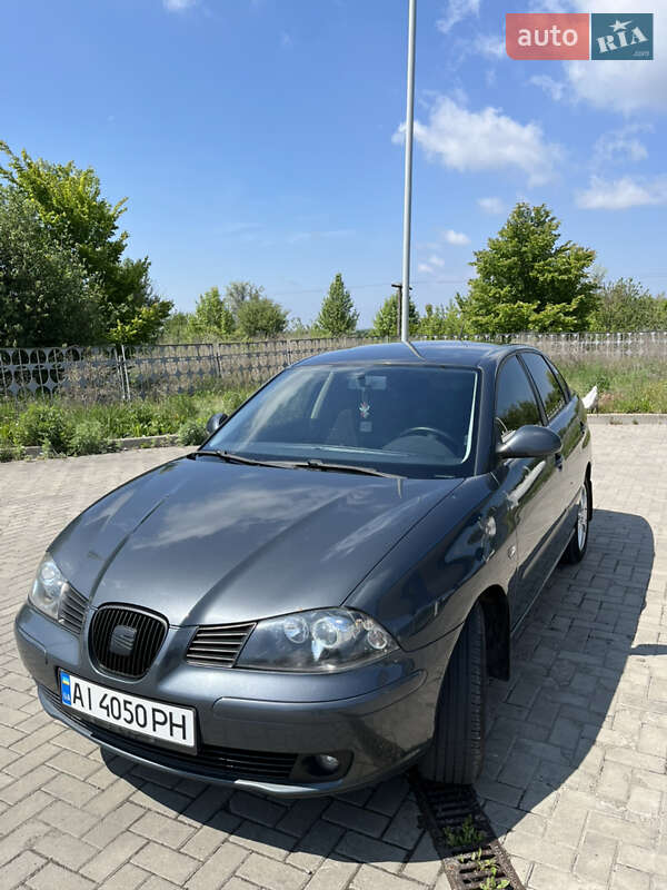 Седан SEAT Cordoba 2008 в Семенівці
