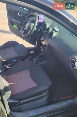 Седан SEAT Cordoba 2008 в 