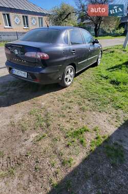 Седан SEAT Cordoba 2008 в 