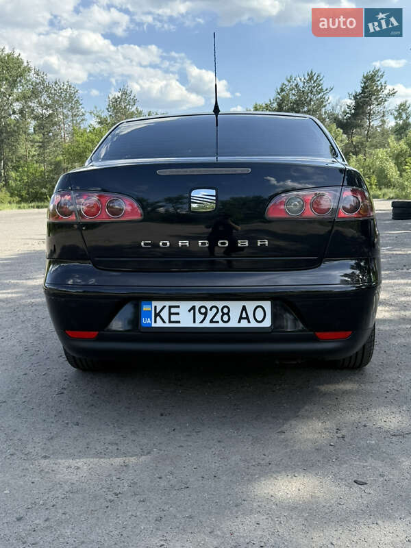 Седан SEAT Cordoba 2007 в Днепре