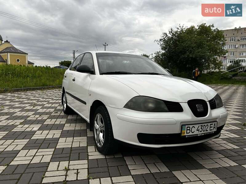 Седан SEAT Cordoba 2004 в 