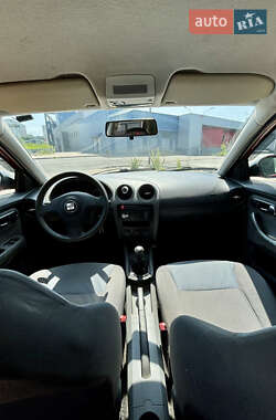 Седан SEAT Cordoba 2005 в 