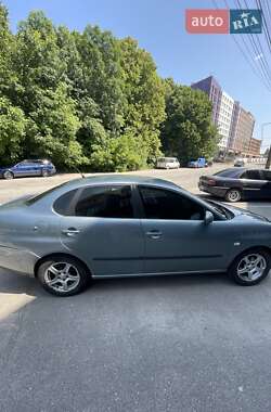 Седан SEAT Cordoba 2007 в 