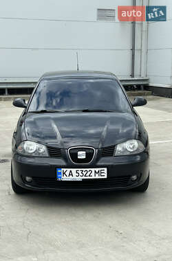 Седан SEAT Cordoba 2006 в Киеве