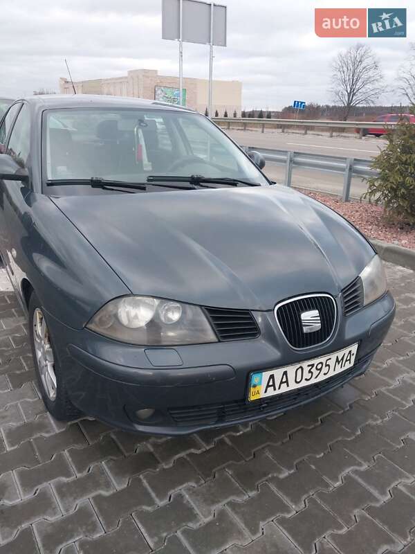 Седан SEAT Cordoba 2007 в Киеве