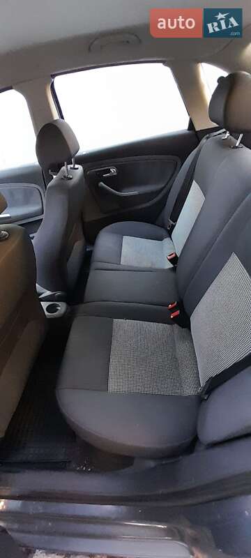 Седан SEAT Cordoba 2007 в Киеве