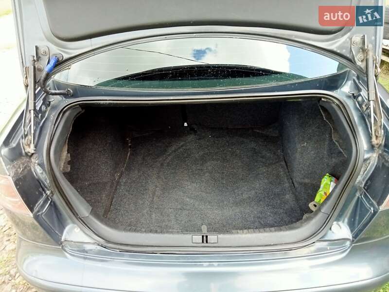 Седан SEAT Cordoba 2007 в Бобровиці