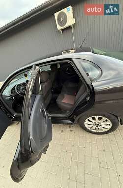 Седан SEAT Cordoba 2008 в 