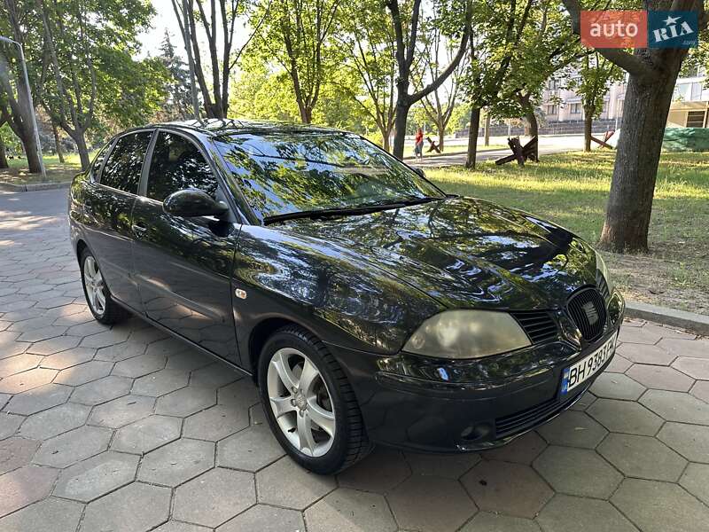 Седан SEAT Cordoba 2008 в Одессе