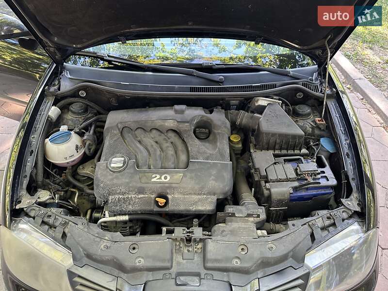 Седан SEAT Cordoba 2008 в Одессе