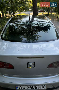 Седан SEAT Cordoba 2007 в 
