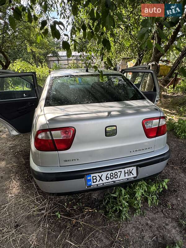 Седан SEAT Cordoba 2001 в Житомире