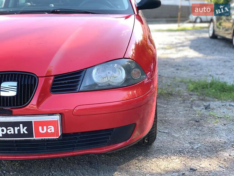 Седан SEAT Cordoba 2005 в Виннице