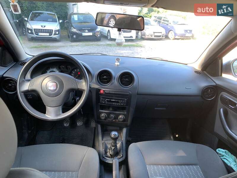 Седан SEAT Cordoba 2005 в Виннице