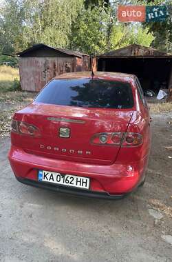 Седан SEAT Cordoba 2006 в Жовтих Водах