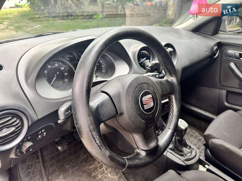 Седан SEAT Cordoba 2007 в Киеве фото 2 Седан SEAT Cordoba 2007 в Киеве