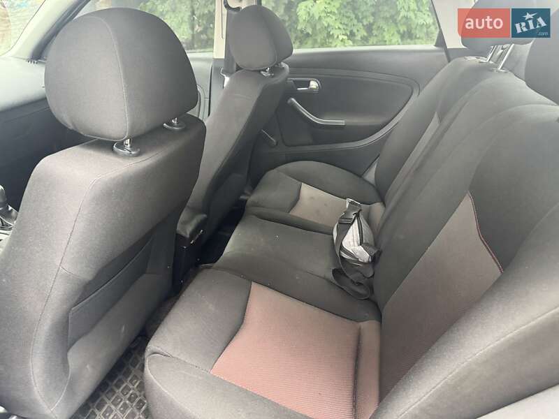Седан SEAT Cordoba 2007 в Киеве фото 12 Седан SEAT Cordoba 2007 в Киеве