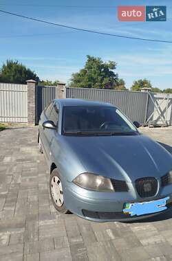 Седан SEAT Cordoba 2005 в Києві