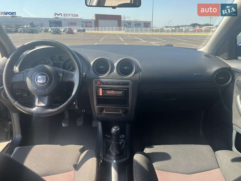 Седан SEAT Cordoba 2008 в Одесі