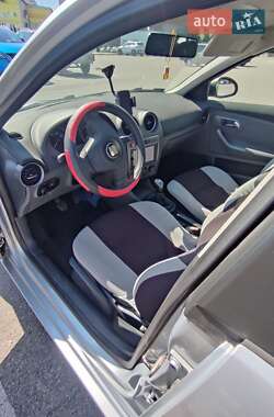 Седан SEAT Cordoba 2008 в 