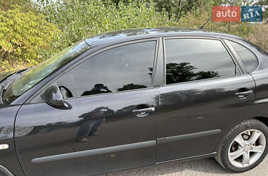 Седан SEAT Cordoba 2008 в 