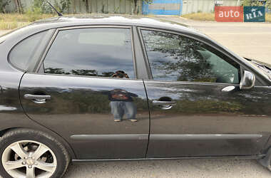 Седан SEAT Cordoba 2008 в 