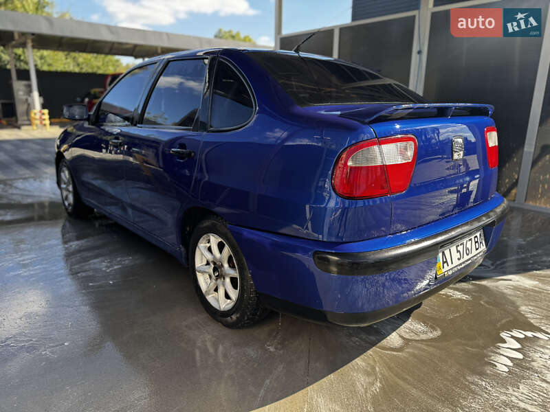 Седан SEAT Cordoba 2000 в Василькове фото 2 Седан SEAT Cordoba 2000 в Василькове