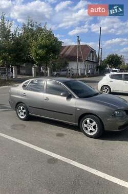 Седан SEAT Cordoba 2005 в Вышгороде