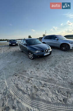 Седан SEAT Cordoba 2007 в 