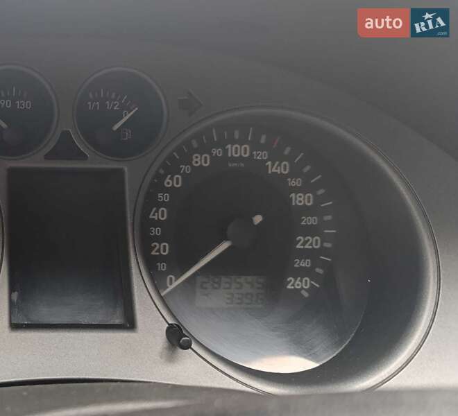 Седан SEAT Cordoba 2007 в Хусте