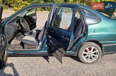 Седан SEAT Cordoba 1999 в 