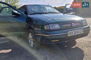 Седан SEAT Cordoba 1999 в 