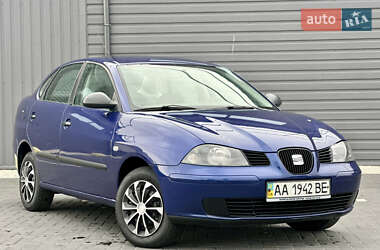 Седан SEAT Cordoba 2003 в 