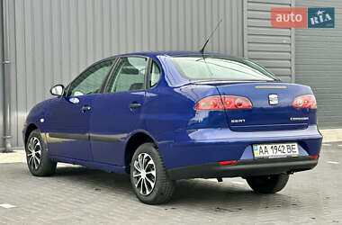 Седан SEAT Cordoba 2003 в 