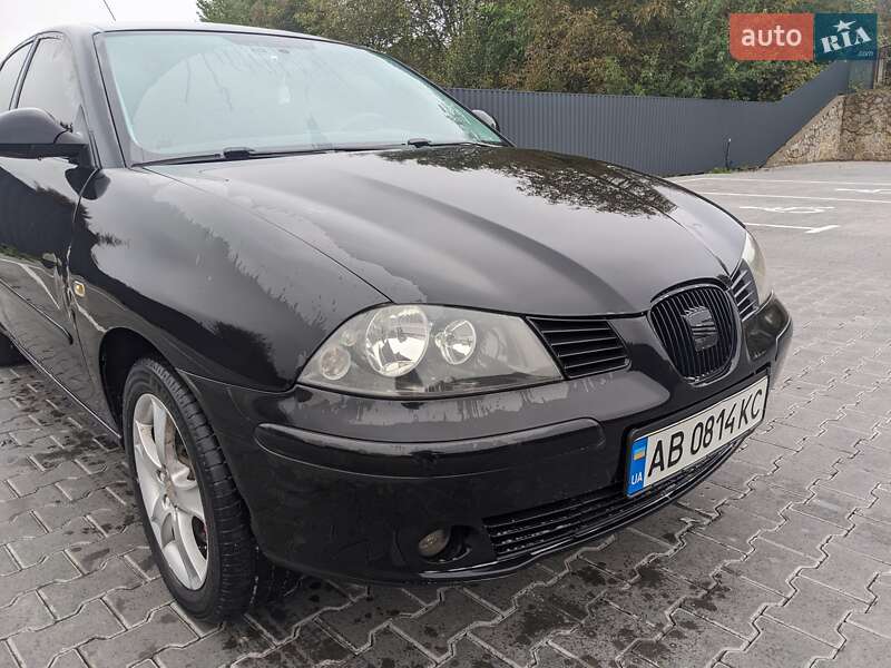 Седан SEAT Cordoba 2007 в Вінниці