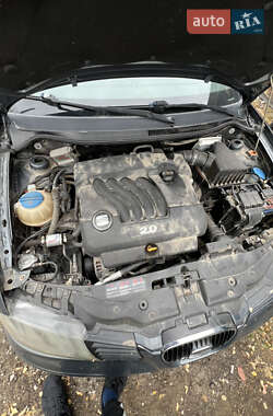 Седан SEAT Cordoba 2008 в 