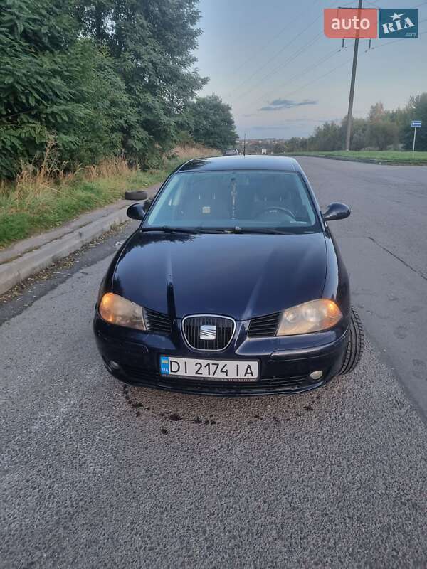 Седан SEAT Cordoba 2008 в Львове