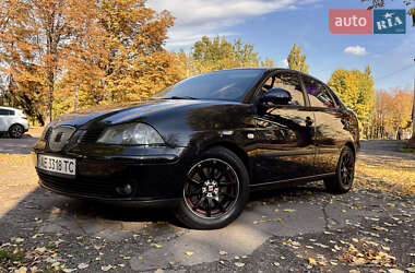 Седан SEAT Cordoba 2008 в Кривом Роге