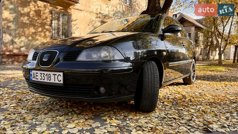 Седан SEAT Cordoba 2008 в Кривому Розі