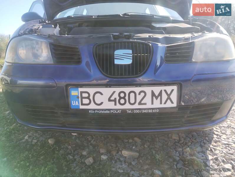 Седан SEAT Cordoba 2004 в Дрогобыче