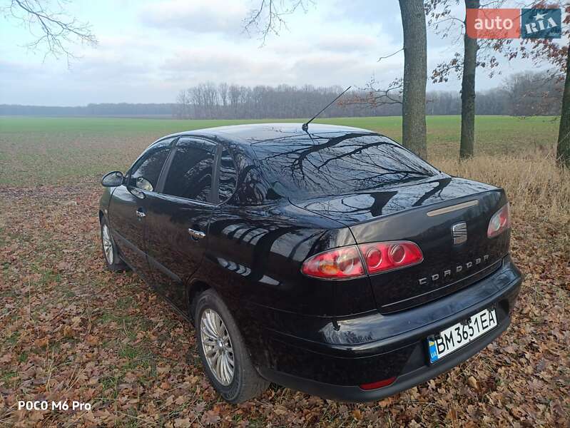 Седан SEAT Cordoba 2007 в Ромнах
