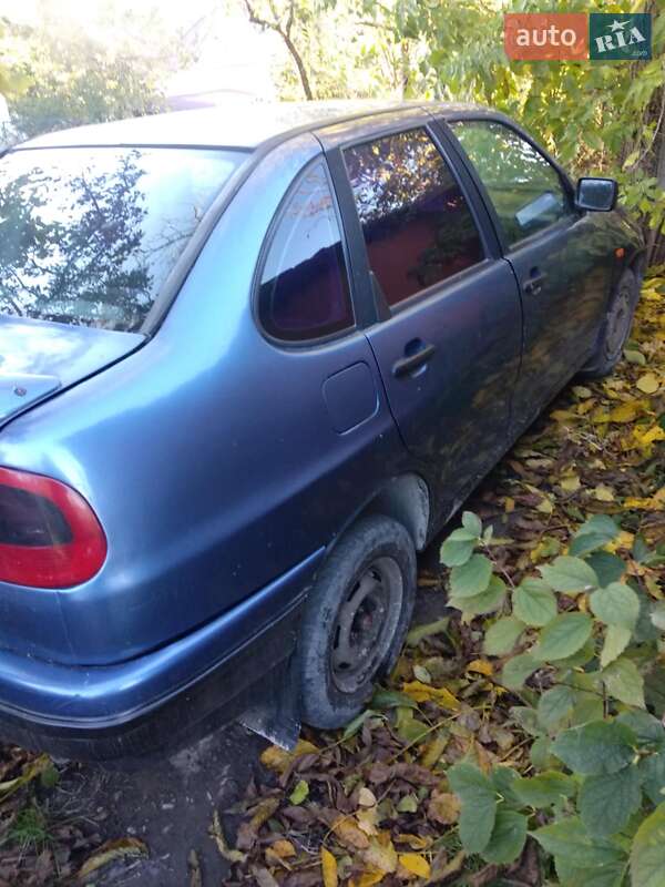 Седан SEAT Cordoba 1995 в Перемышлянах фото 7 Седан SEAT Cordoba 1995 в Перемышлянах