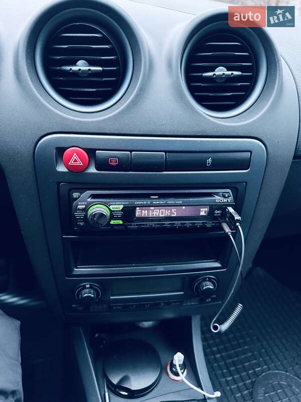 Седан SEAT Cordoba 2008 в Броварах