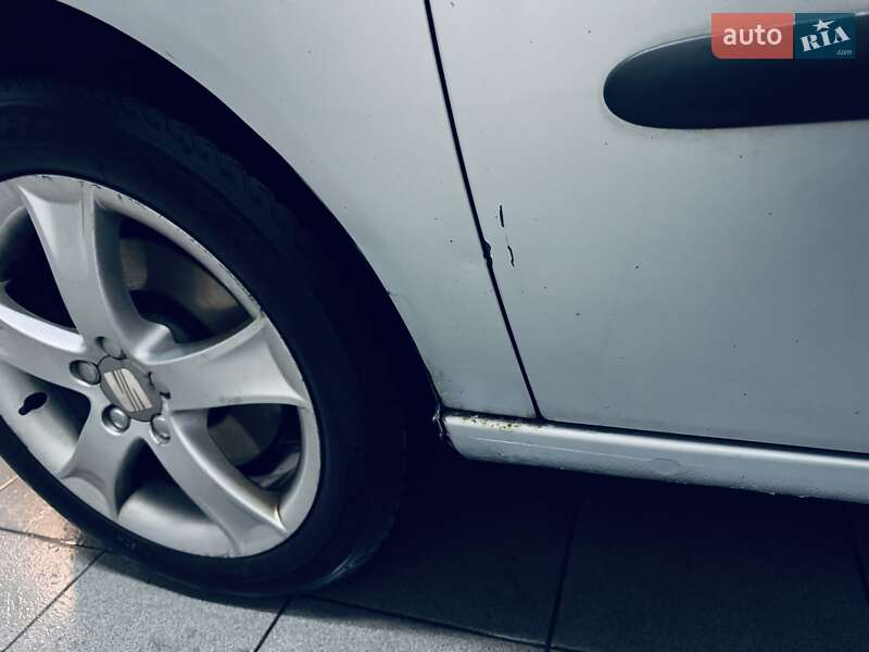 Седан SEAT Cordoba 2008 в Броварах